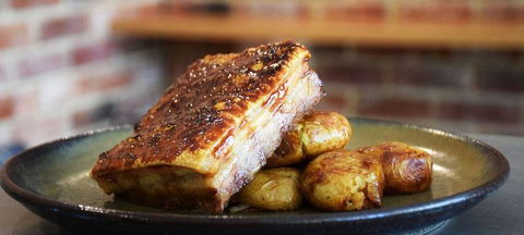 Sneaky's Restaurant - Dentist Find 7