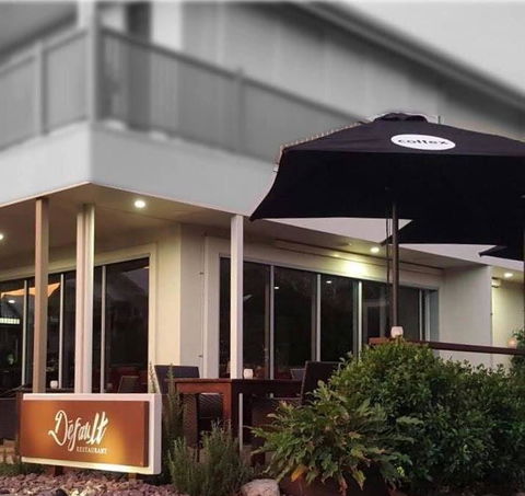 Default Restaurant - Dentist Find 8