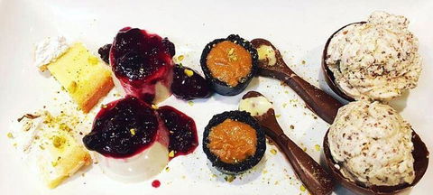 Reunion Cafe Bar Restaurant - Dentists Australia 3