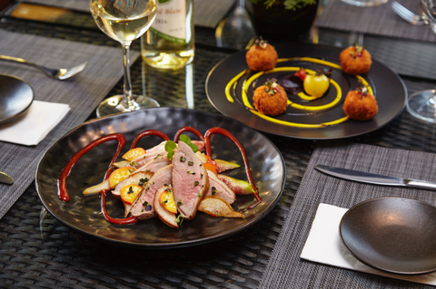 Velvets Restaurant - Dentist Find 0