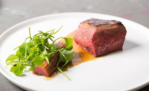 Black Ox Dining - Dentist Find 4