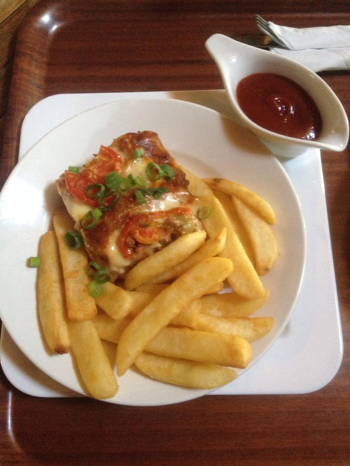 The Caves Country Pub