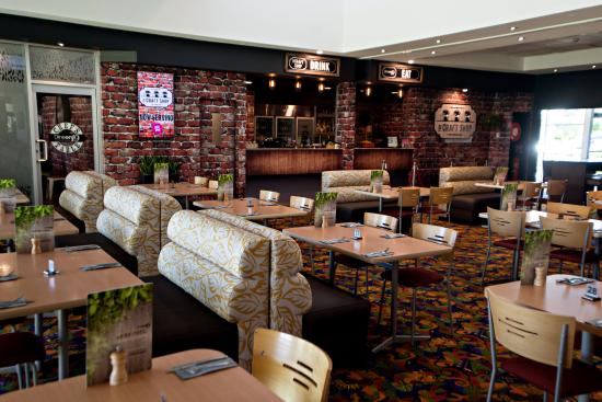 Dineon19 Restaurant