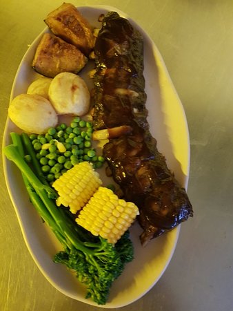 Lakes Restaurant - Dentist Find 0