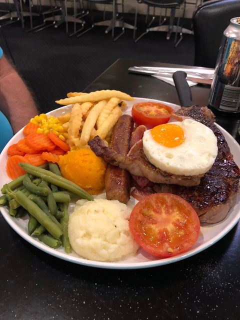 Commercial Hotel - Dentist Search 1