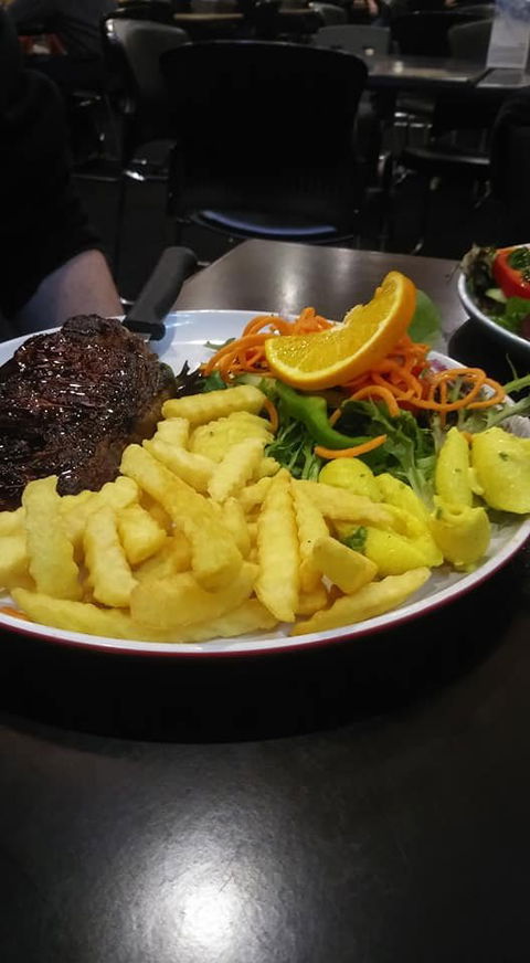 Commercial Hotel - Dentist Search 4