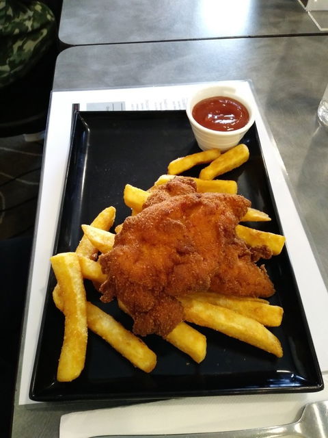 Dodges Hotel & Bistro - Dentist Find 5