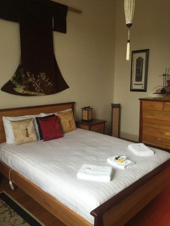 Empire Hotel Deloraine - Dentists Australia 0