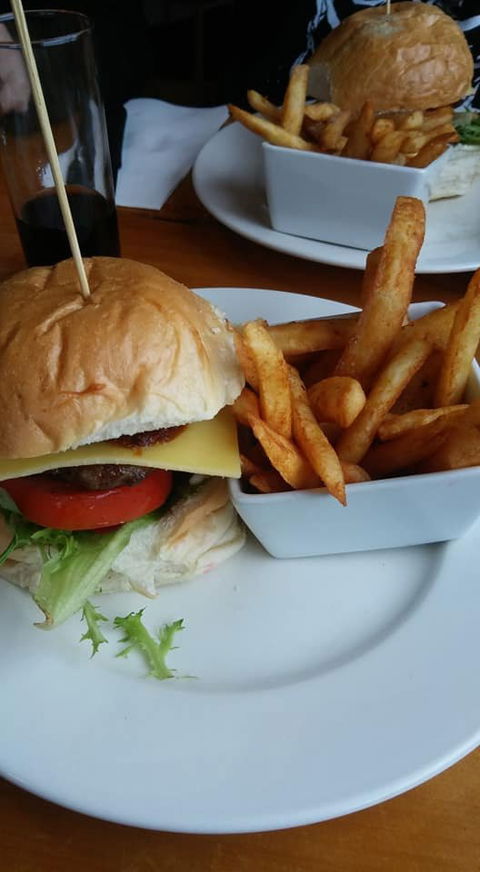 Mallee Grill - Dentist Find 3