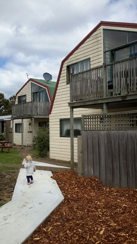 Ringwood Hotel Cressy - Dentist Find 8