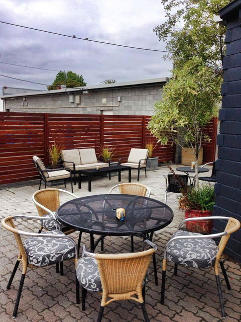 The Lifebuoy Cafe & Quail Street Emporium - Dentist Find 2