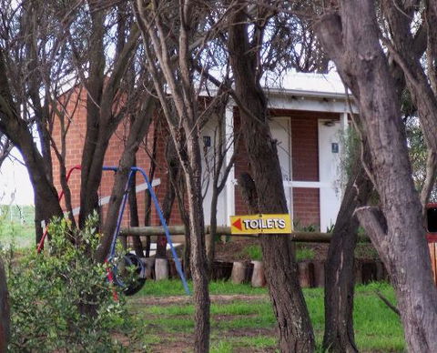 Arthur River Store - Dentist Find 0