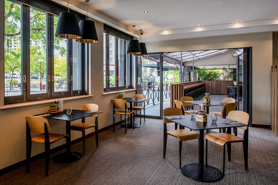 Cornerstone Bar Kitchen