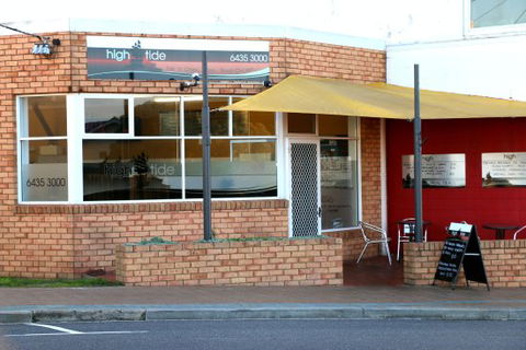 High Tide - Dentist Search 0