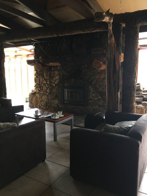 Lakeside Bar & Grill - Dentist Find 8