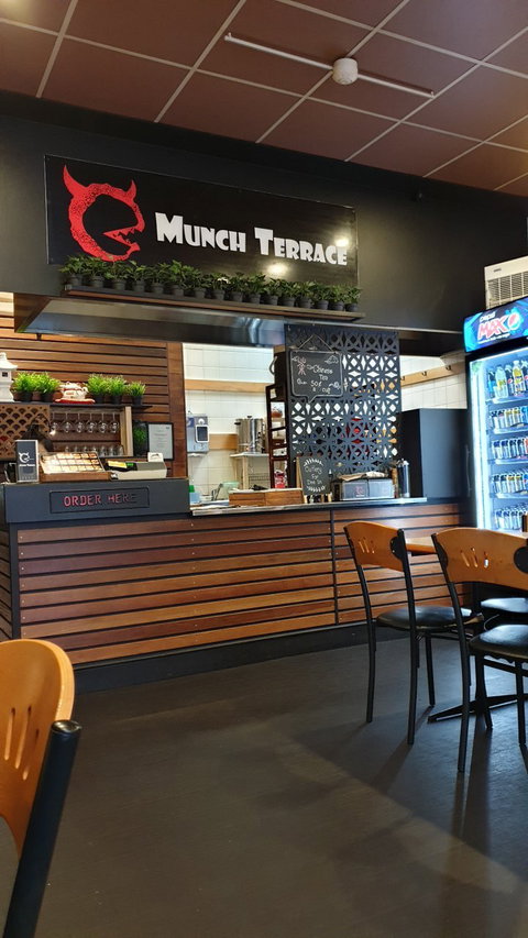 Munch Terrace - Dentist Find 5