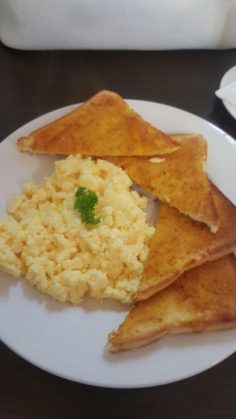 The Signature Cafe - Dentists Australia 4
