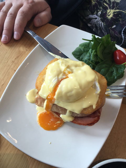 Essence Cafe - Dentist Find 4