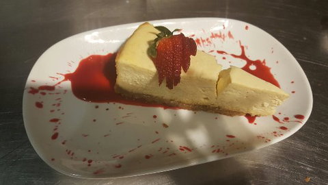 Mack Daddy's New York Slice - Dentist Find 0