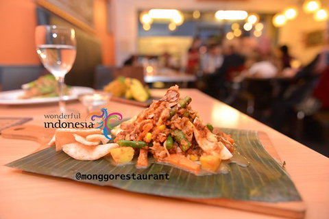 Monggo Restaurant - Dentist Find 0