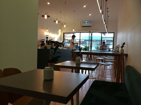 Venery - Dentist Search 0