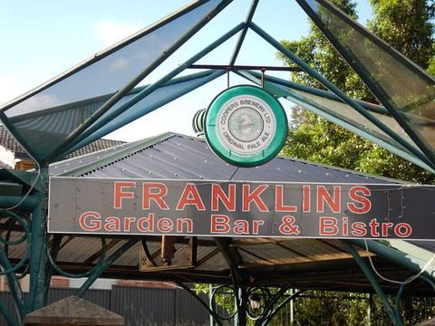 Franklins Tavern - Dentists Australia 0