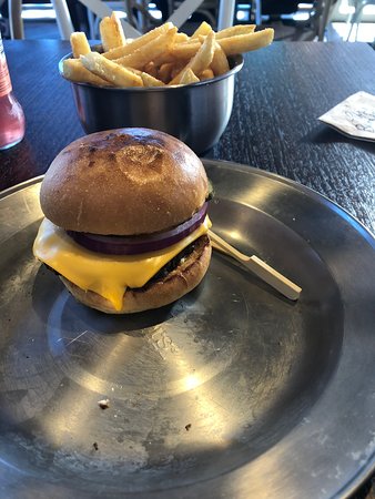 Ribs & Burgers - Dentist Find 0
