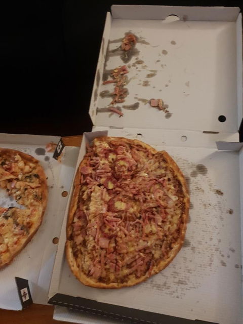 Sinatra's Pizza & Cafe - Dentists Australia 2