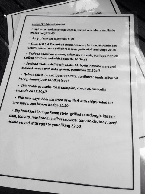 The Loungeroom On James - Dentist Find 14
