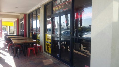 Domino's Pizza-Spearwood - Dentist Find 0