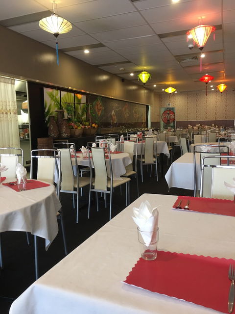 Emerald Chinese And Vietnamese Restaurant - Dentist Find 4