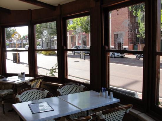 Globe Coffee House