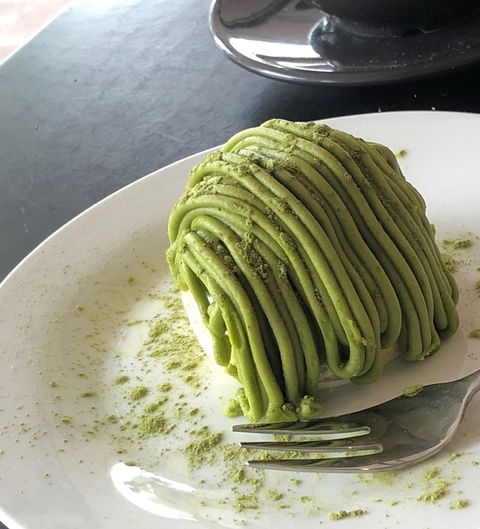 Jiji Baba Cafe - Dentist Find 1