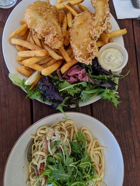 The Goose Bar & Kitchen - Dentist Find 3