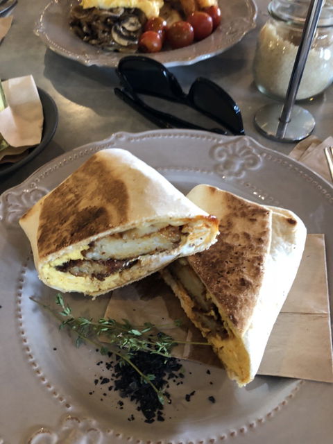 Green Mango Cafe - Dentist Find 2