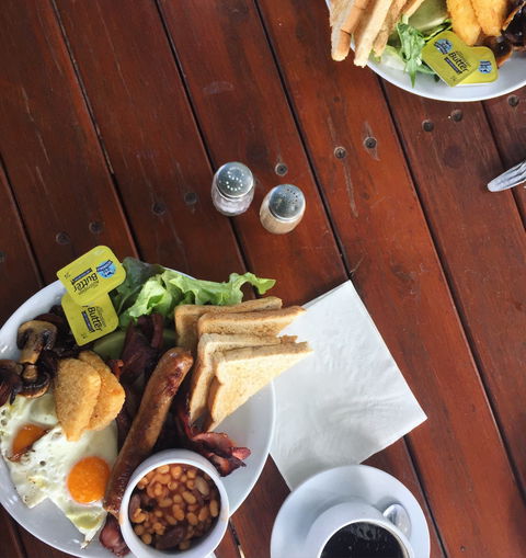 Ivanhoe Cafe - Dentist Find 10