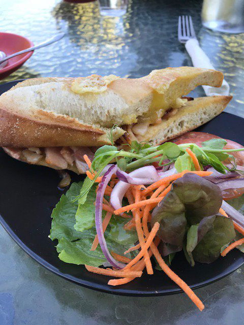 Ivanhoe Cafe - Dentist Find 3