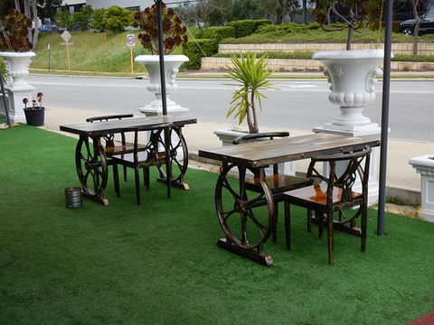 Nong Jia Yan Chinese Restaurant - Dentist Find 0