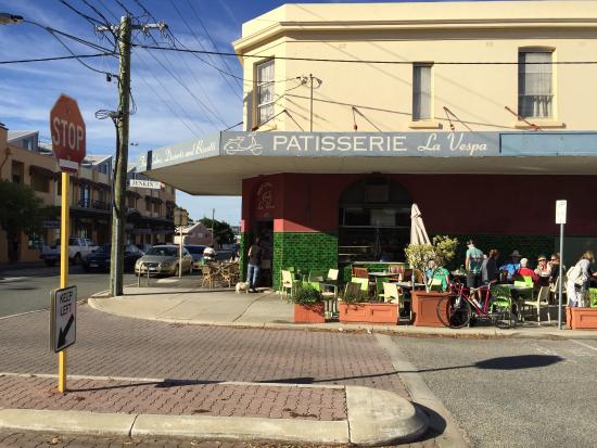 Patisserie La Vespa