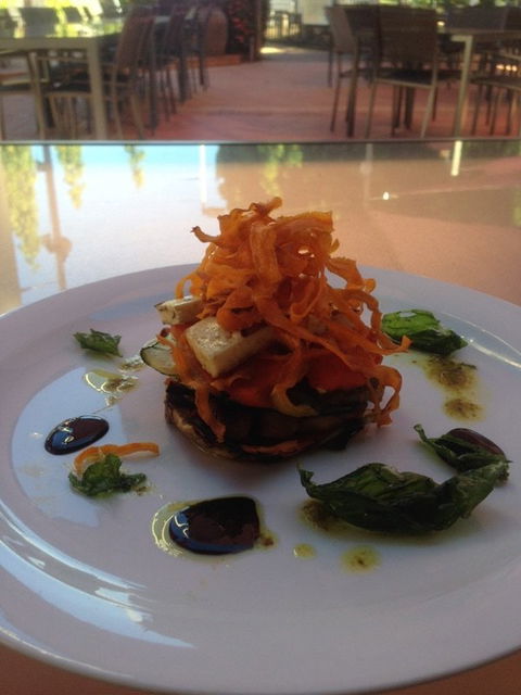 Sails Bar And Bistro At Lakeside Resort Kununurra - Dentist Find 1