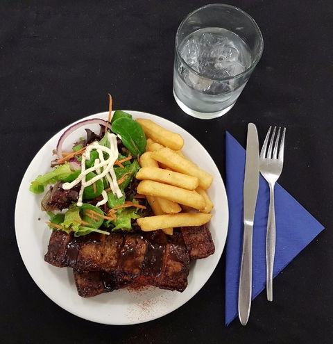 Sun City Cafe - Dentists Australia 1