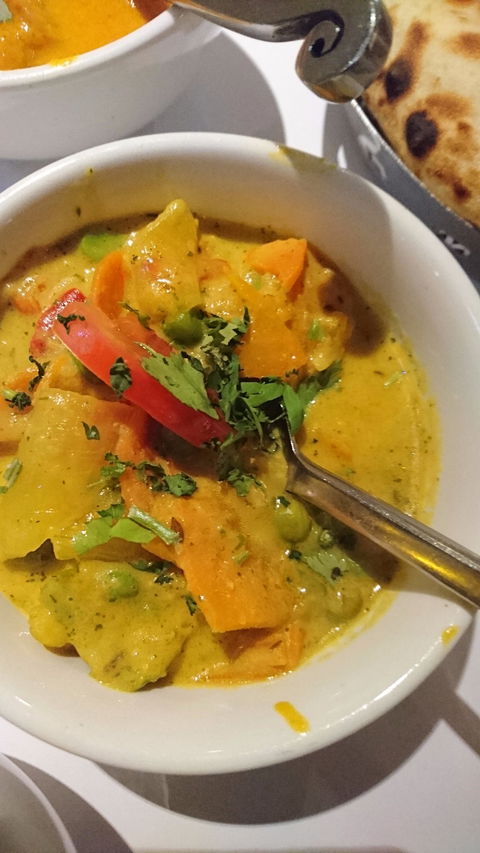 Chefs Of Tandoori - Dentist Find 8