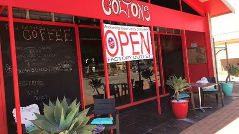 Coltons Beef Jerky And Cafe - Dentist Find 0