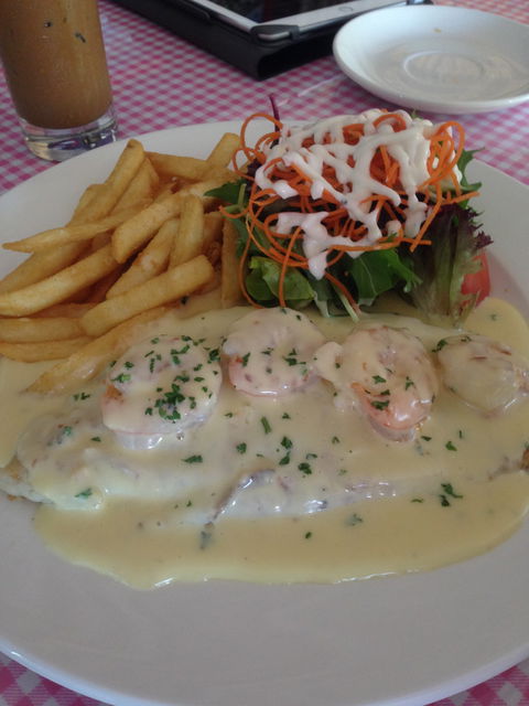 Dat N Thu's Restaurant - Dentist Search 2