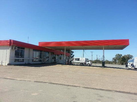 Eneabba Roadhouse - Dentist Find 0