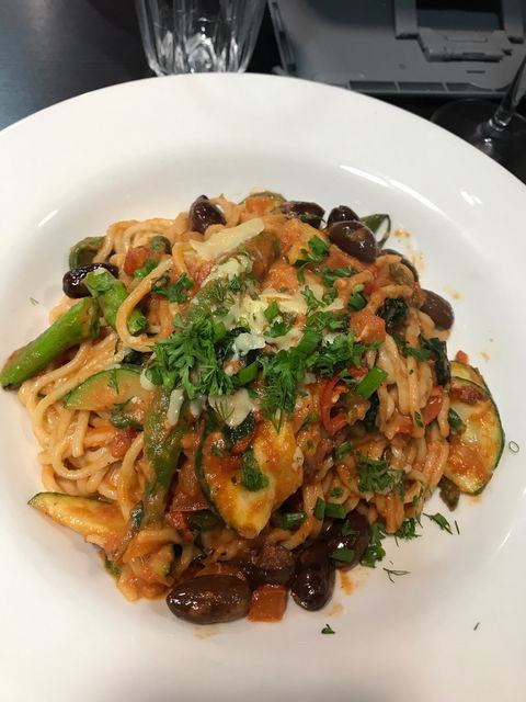 Flying Duck Cafe - Dentist Find 10