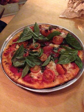 Good Life Modern Organic Pizza - Dentist Find 0