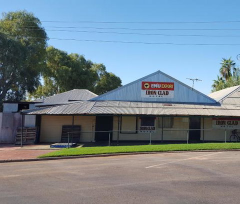 Ironclad Hotel - Dentist Search 0