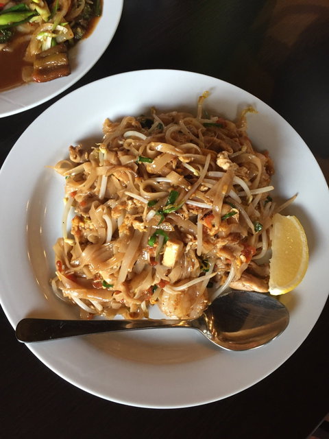 Koko Thai Restaurant - Dentist Find 3
