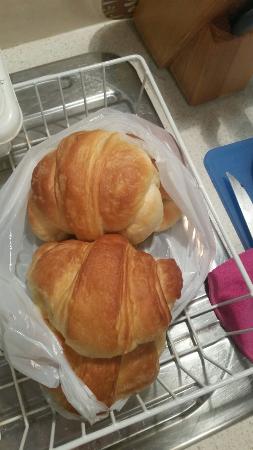 Silver Coast Bakery - Dentist Find 0